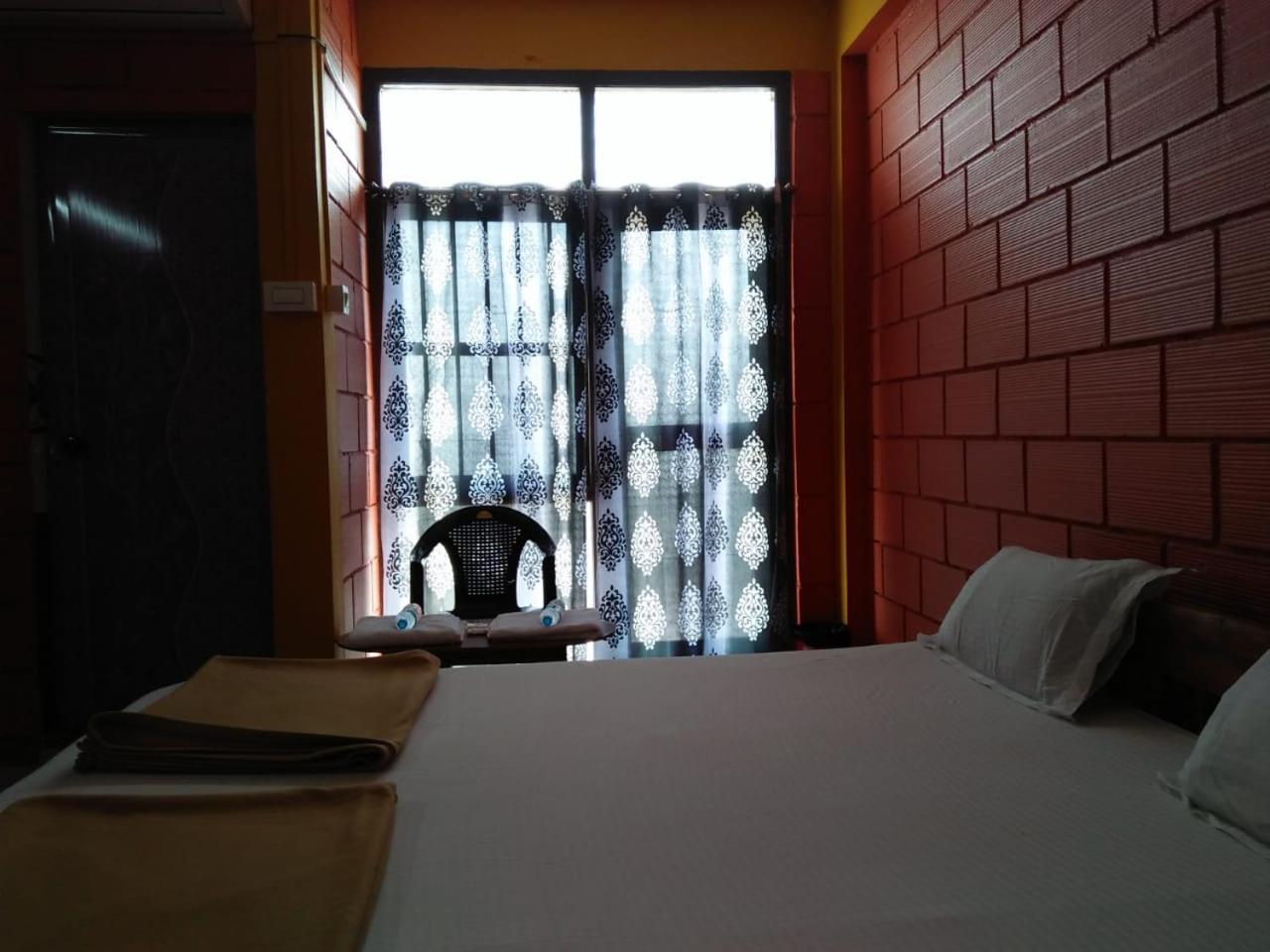 Shanthi Krishna Residency โกการ์นา ภายนอก รูปภาพ